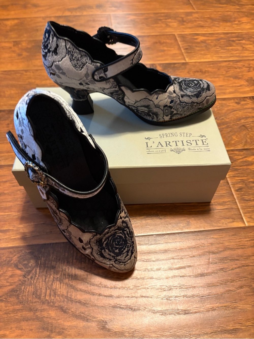 L'Artiste Floral Mary Jane Heels in Black and Silver